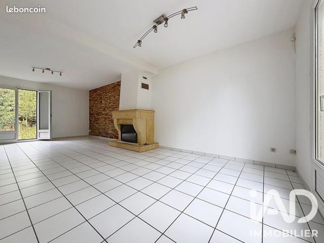 Maison vente à Bruyères-le-Châtel, Essonne