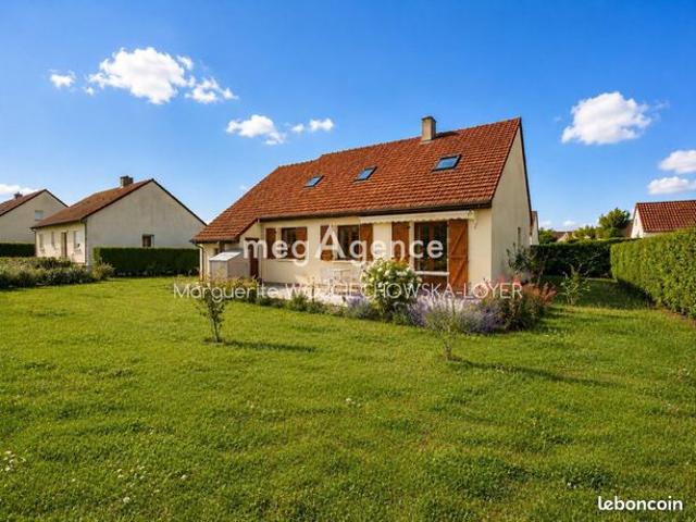 Maison vente à Mamers, Champfleur