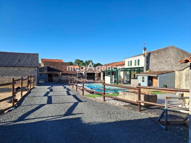 Maison vente à Chez Cornet, Asnières-la-Giraud
