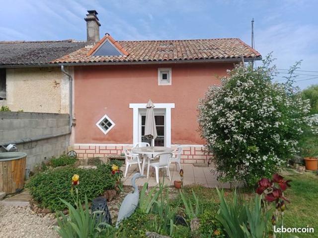 Maison vente à Niort, Rom