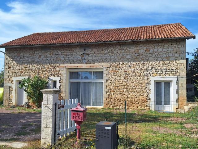 Maison vente à Nontron, Saint-martin-le-pin