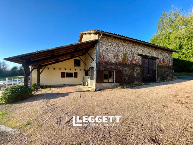 Maison vente à Rochechouart, Les Salles-lavauguyon