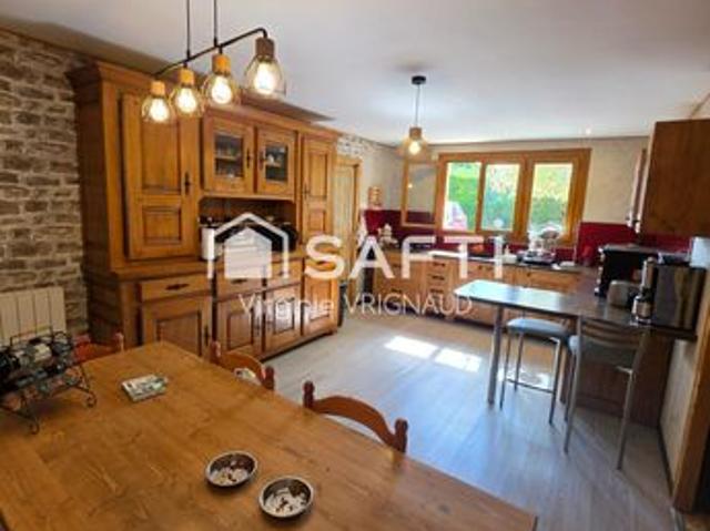 Maison vente à Saint-Jean-d'Angély, Charente-Maritime