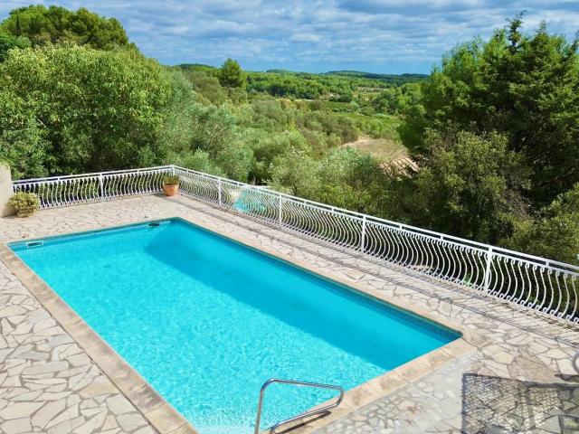 Maison vente à Béziers, Castelnau-de-guers