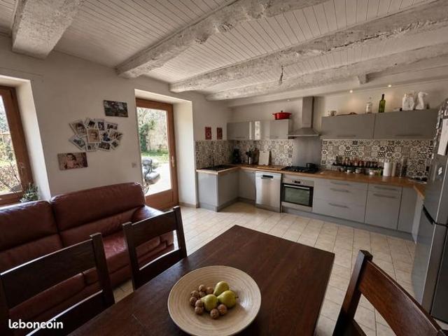 Maison vente à Nontron, Saint-front-la-rivière