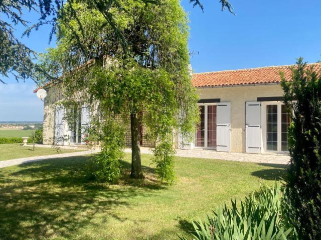 Maison vente à Niort, Saint-gelais