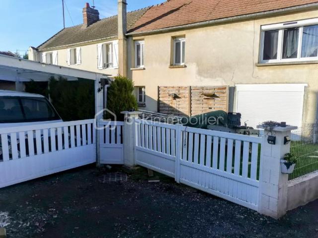 Maison vente à Fosseuse, Bornel