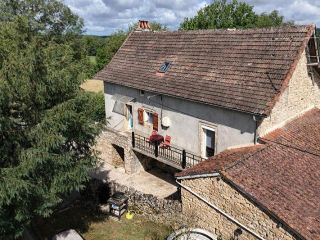 Maison vente à Villefranche-de-Rouergue, Sainte-croix