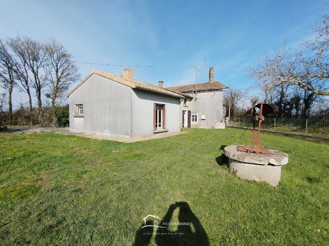 Maison vente à Parthenay, Fomperron