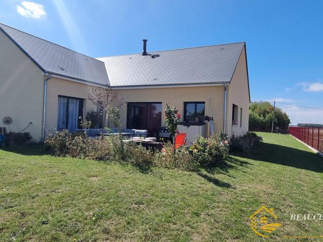 Maison vente à La Bourdinière-Saint-Loup, Eure-et-Loir