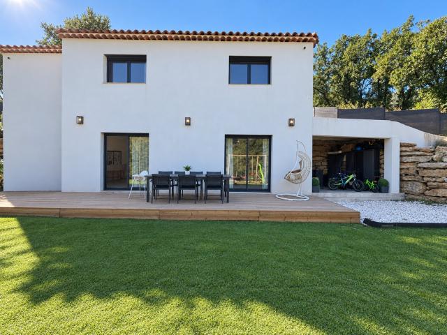 Maison vente à Arrondissement de Toulon, Solliès-toucas