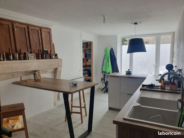 Maison vente à Saintes, Pisany
