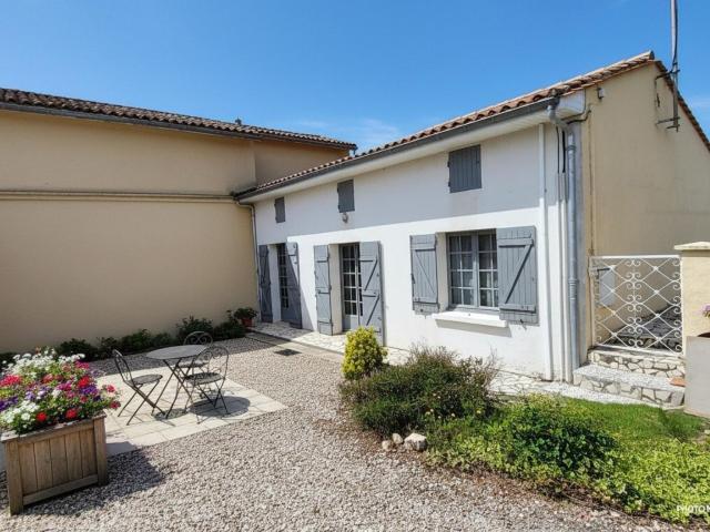 Maison vente à Libourne, Montagne