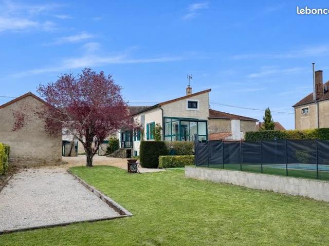 Maison vente à Senlis, Rully