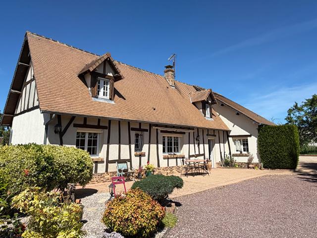 Maison vente à Bernay, Chambois