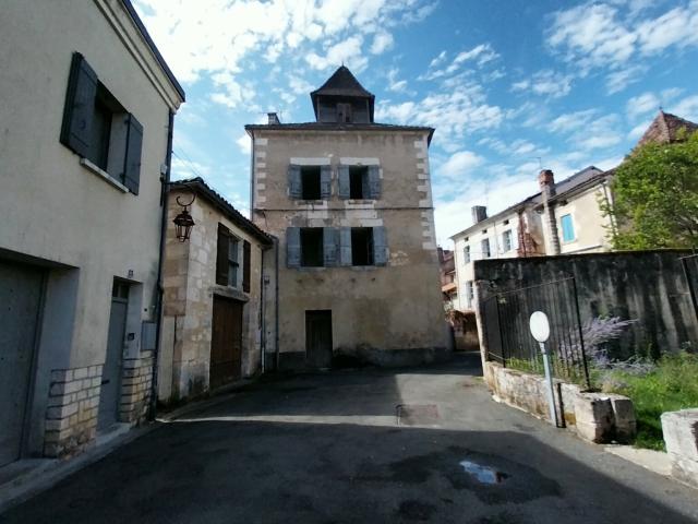 Maison vente à Nontron, Brantôme