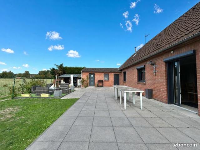 Maison vente à Camphin-en-Carembault, Nord