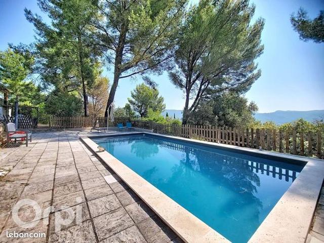 Maison vente à Arrondissement de Toulon, Le Beausset