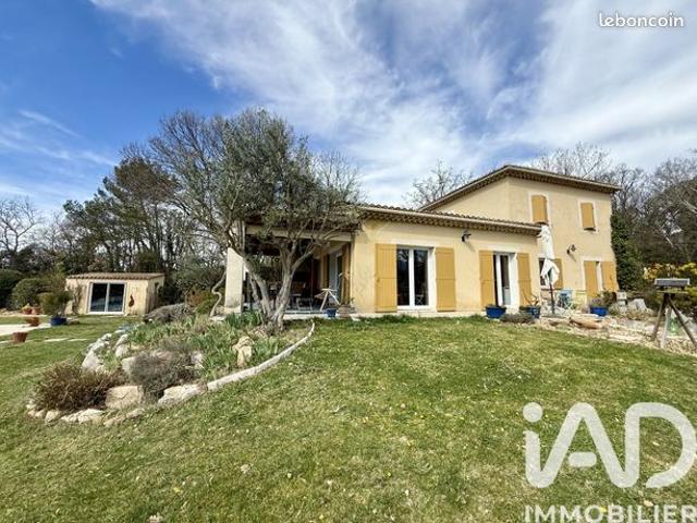 Maison vente à Carpentras, Crestet