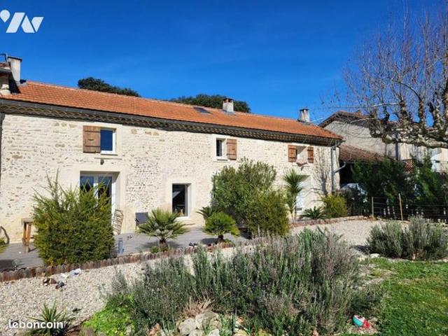 Maison vente à Carpentras, Visan