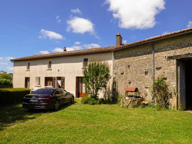 Maison vente à Montmorillon, Chaunay