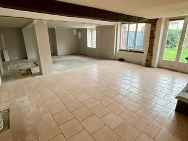 Maison vente à Sens, Véron