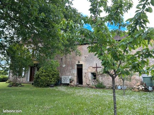 Maison vente à Nontron, Cherveix-cubas