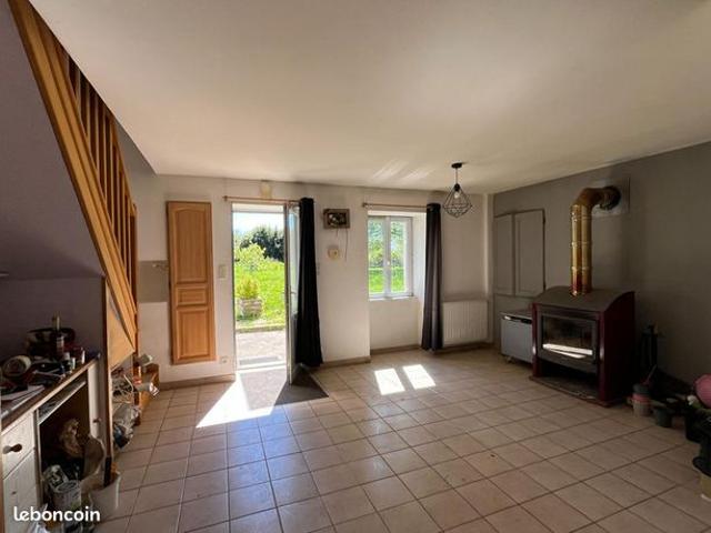 Maison vente à Saintes, La Vallée