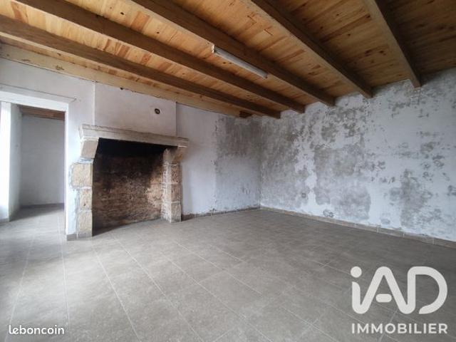 Maison vente à Bressuire, Chiché