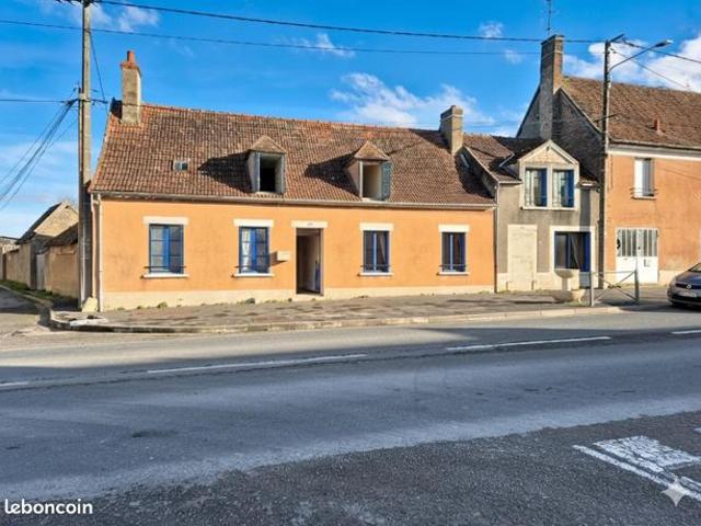 Maison vente à Saint-Amand-Montrond, Bruère-allichamps