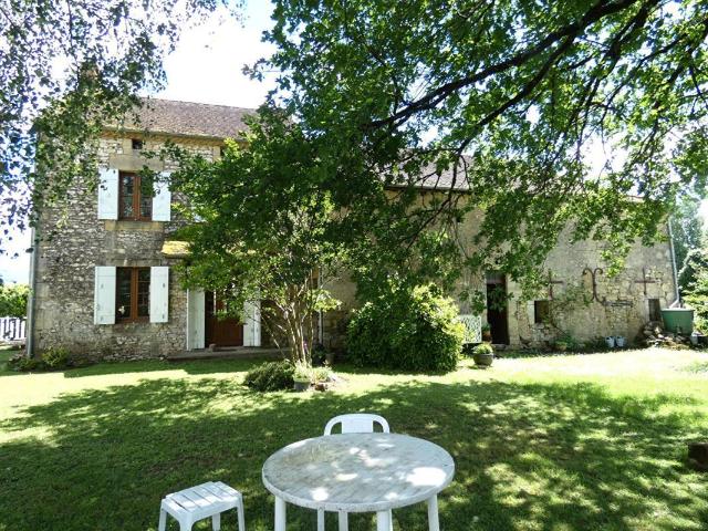 Maison vente à Nontron, Cherveix-cubas