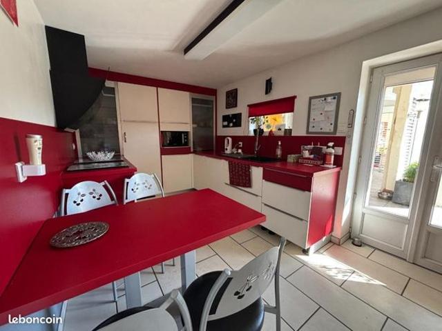Maison vente à Roanne, Ouches
