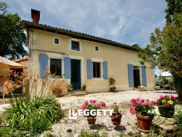 Maison vente à Confolens, Nouvelle-Aquitaine