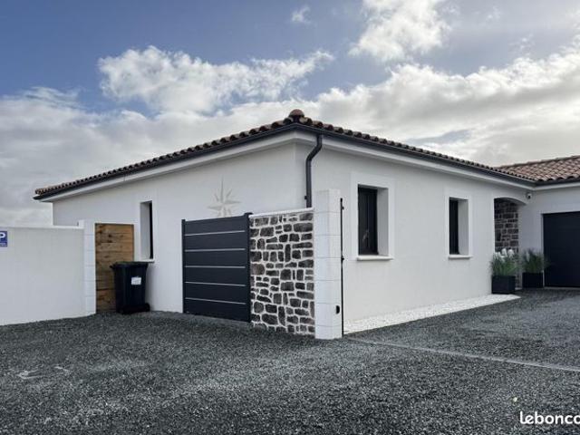 Maison vente à Saintes, Le Chay