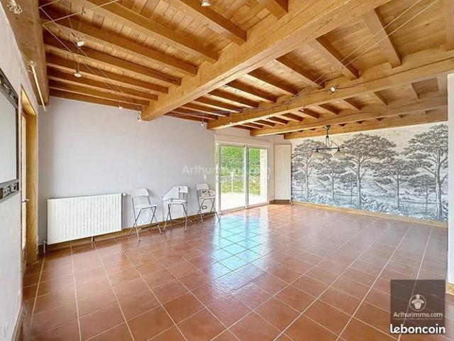 Maison vente à Roanne, Villemontais