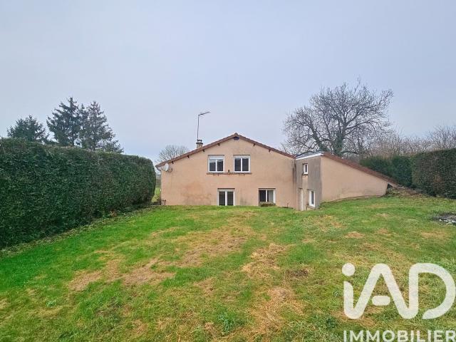 Maison vente à Charleville-Mézières, Cernion
