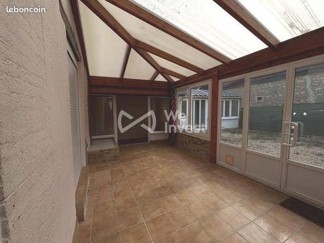 Maison vente à Auxerre, Champlost