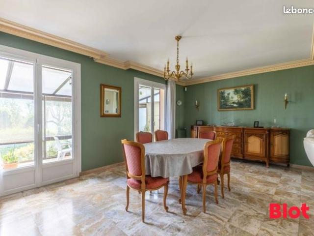 Maison vente à Tournon-sur-Rhône, Châteaubourg