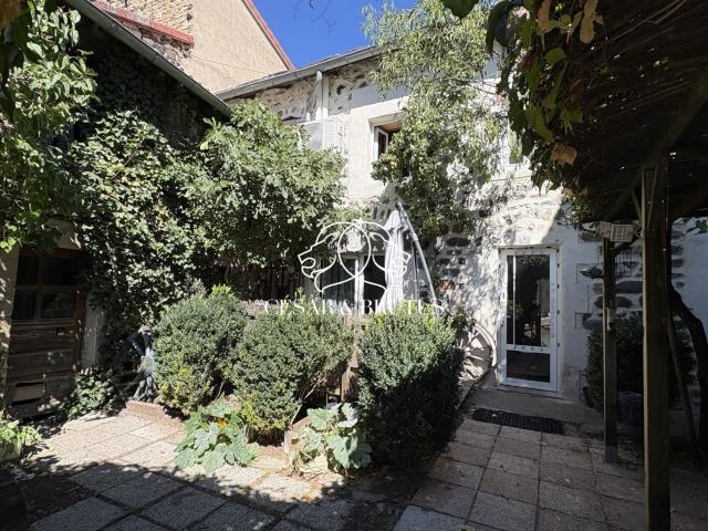 Maison vente à L'Herm, Laussonne