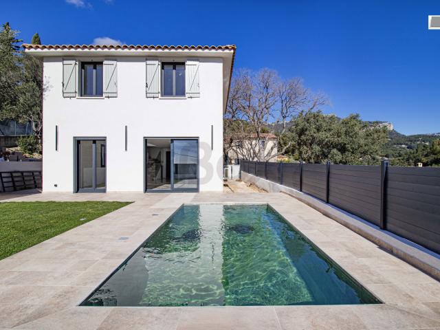 Maison vente à Arrondissement de Toulon, Toulon