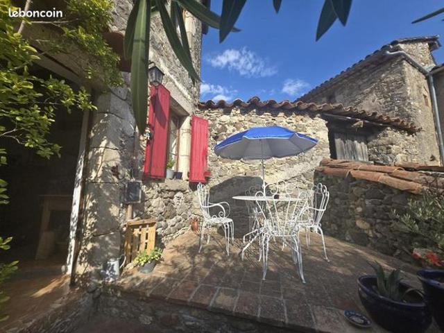 Maison vente à Nontron, Mialet