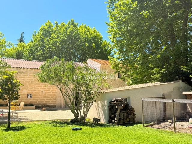 Maison vente à Arles, La Salle Les Alpes