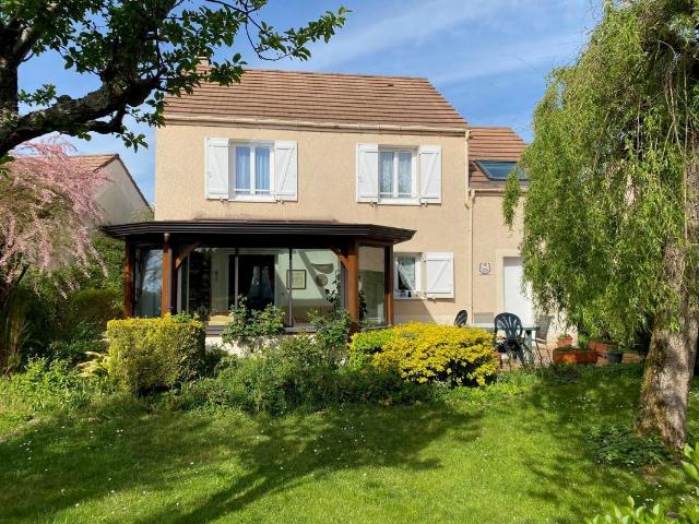 Maison vente à Créteil, Mandres-les-roses