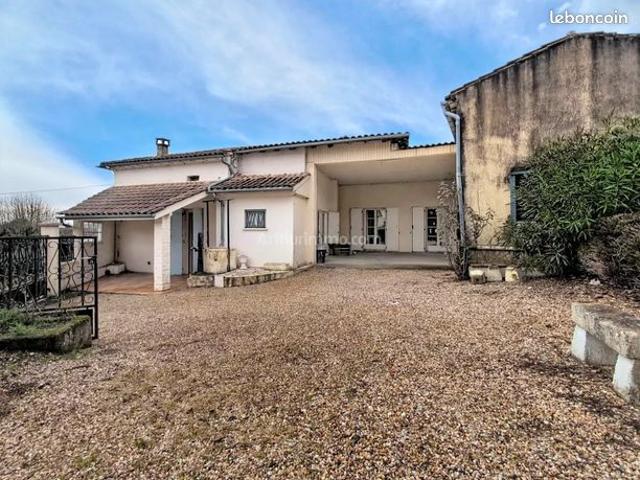 Maison vente à Confolens, Abzac