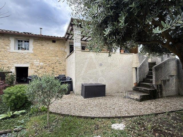Maison vente à Magnac-sur-Touvre, Charente