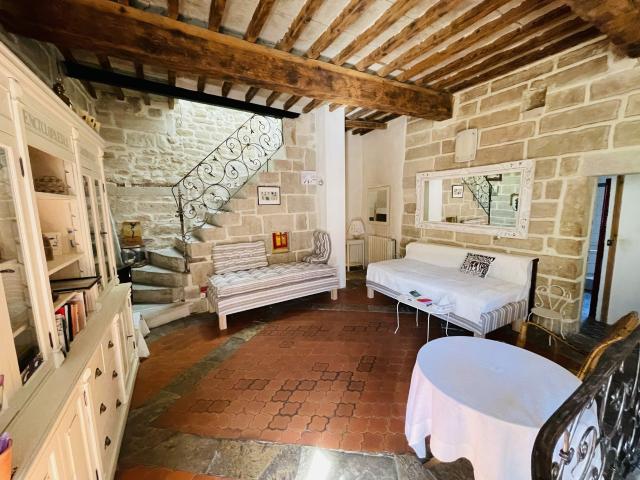Maison vente à Arles, Barbentane
