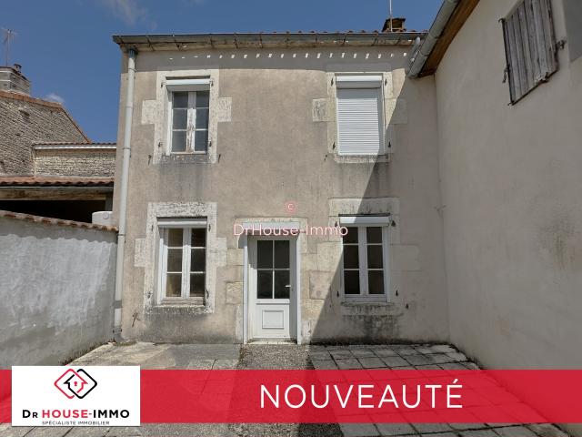 Maison vente à Confolens, Xambes