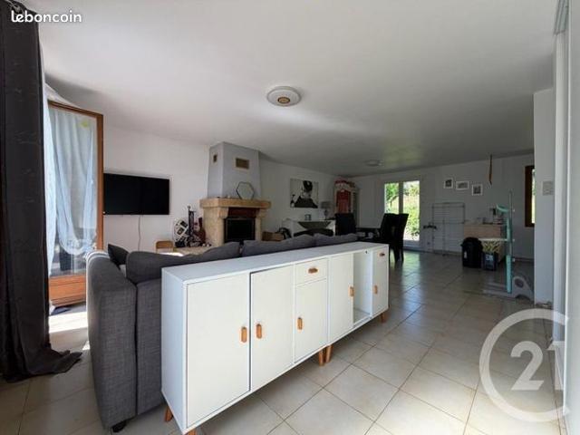 Maison vente à Vendôme, Saint-hilaire-la-gravelle