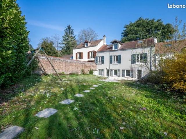 Maison vente à Saint-Germain-en-Laye, Louveciennes