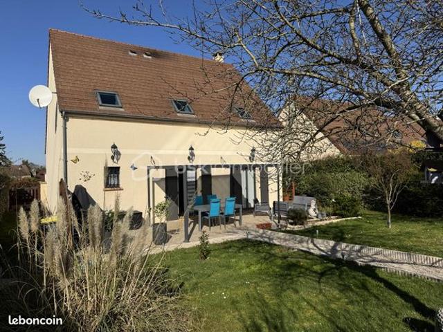 Maison vente à Évry, Fontenay-le-vicomte